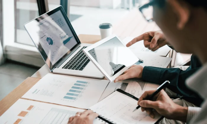 Auditoría continua y KRIs cómo prevenir riesgos y ordenar la gestión empresarial_PERU-xcbasociados_CUMPLIMIENTO NORMATIVO Y RIESGOS